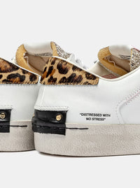 Deportivo "DISTRESSED" piel blanco