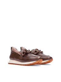 Mocasín cadena piel avellana