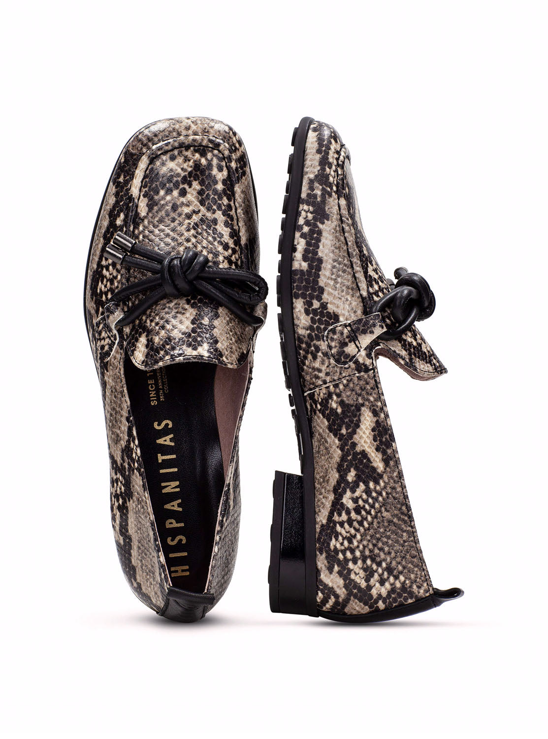 Mocasín nudo piel grabado serpiente