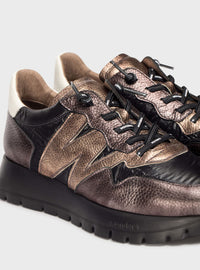 Deportivo "ODISEI" piel metalizada combi negro