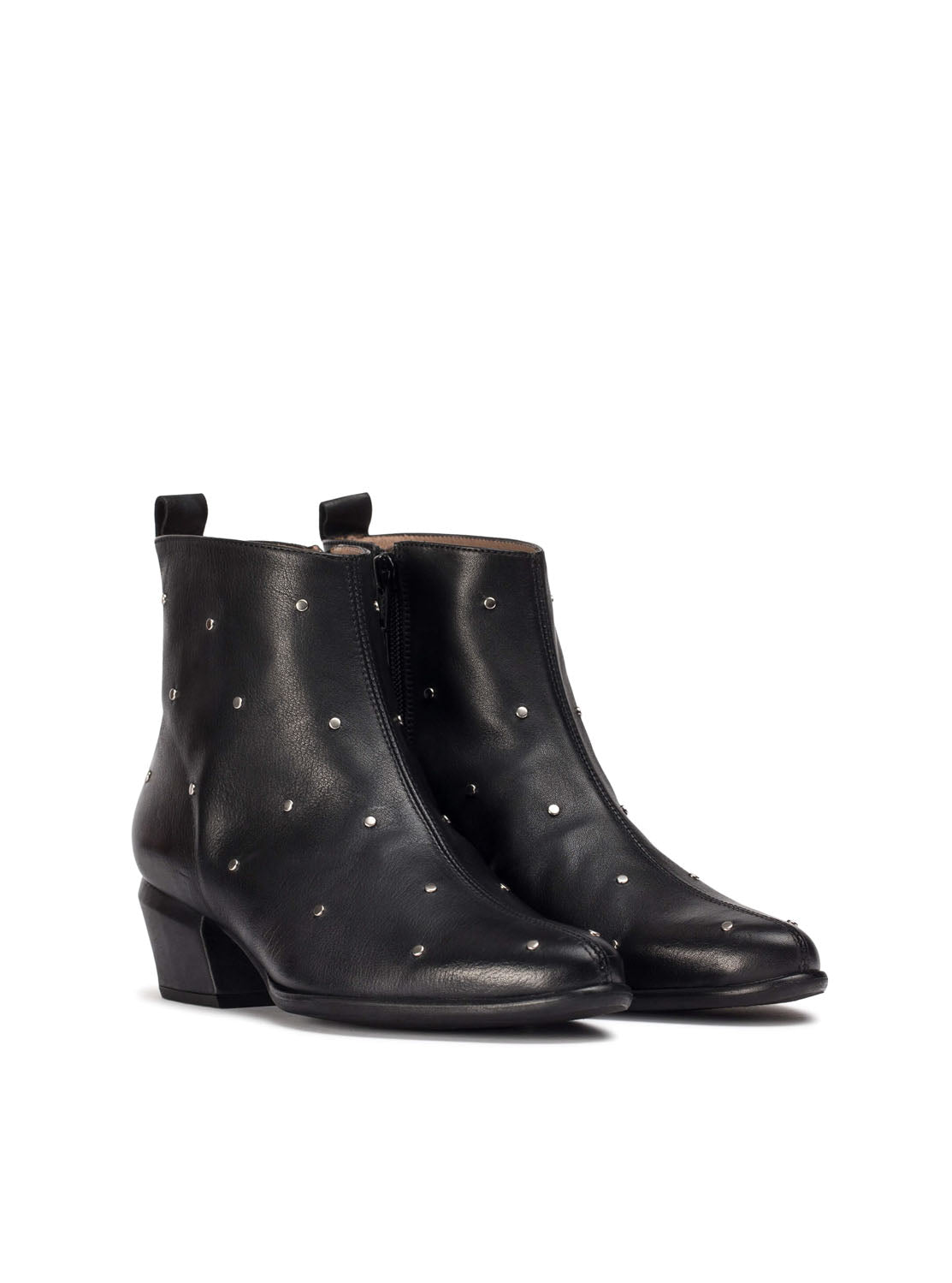 Botín micro tachas piel negro