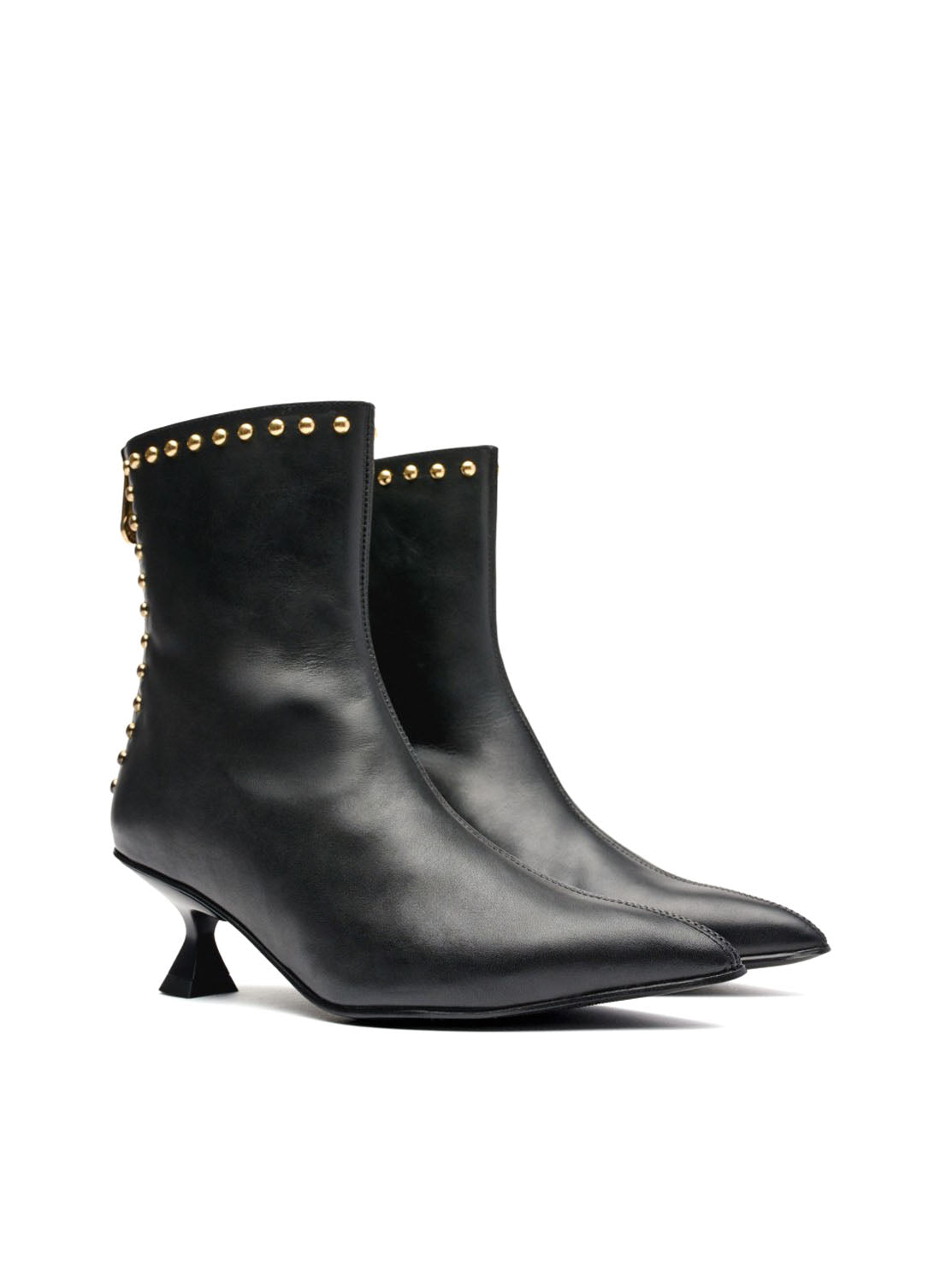 Botín tachas piel negro