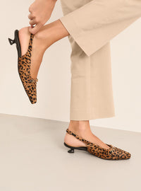 Salón destalonado animal print