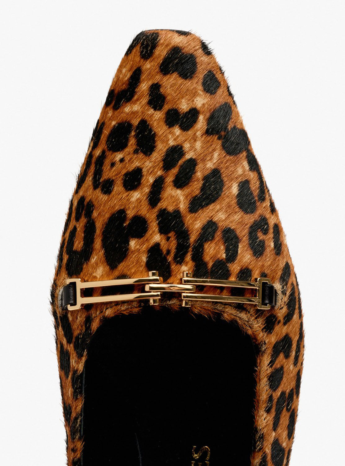 Salón destalonado animal print