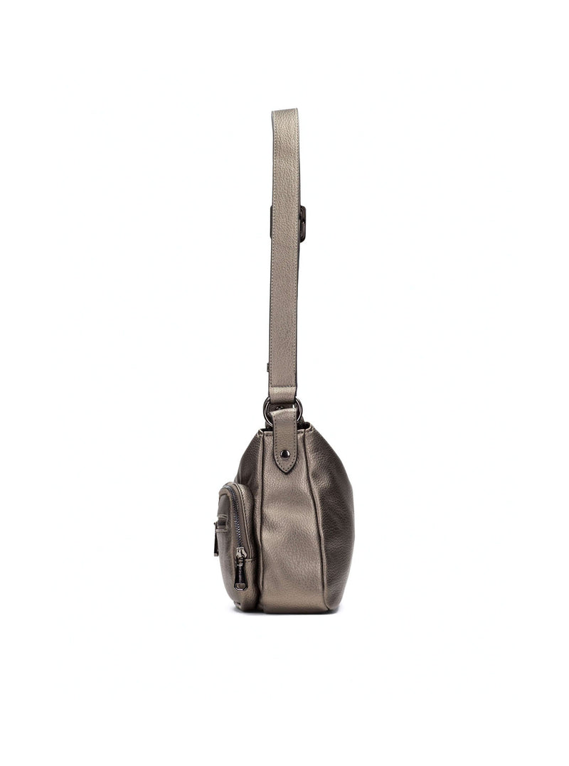 Bolso estilo cargo piel metalizada plomo