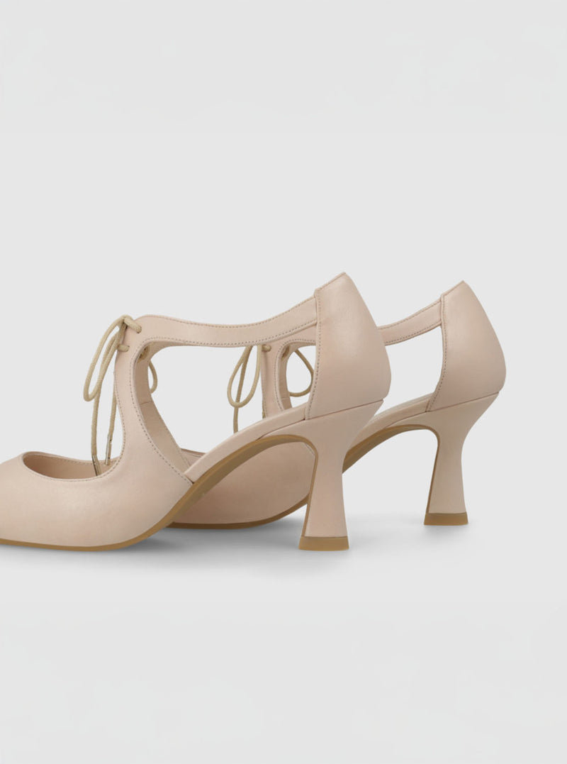 Salón cordón piel nude