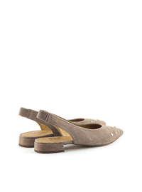 Bailarina destalonada tachas ante taupe