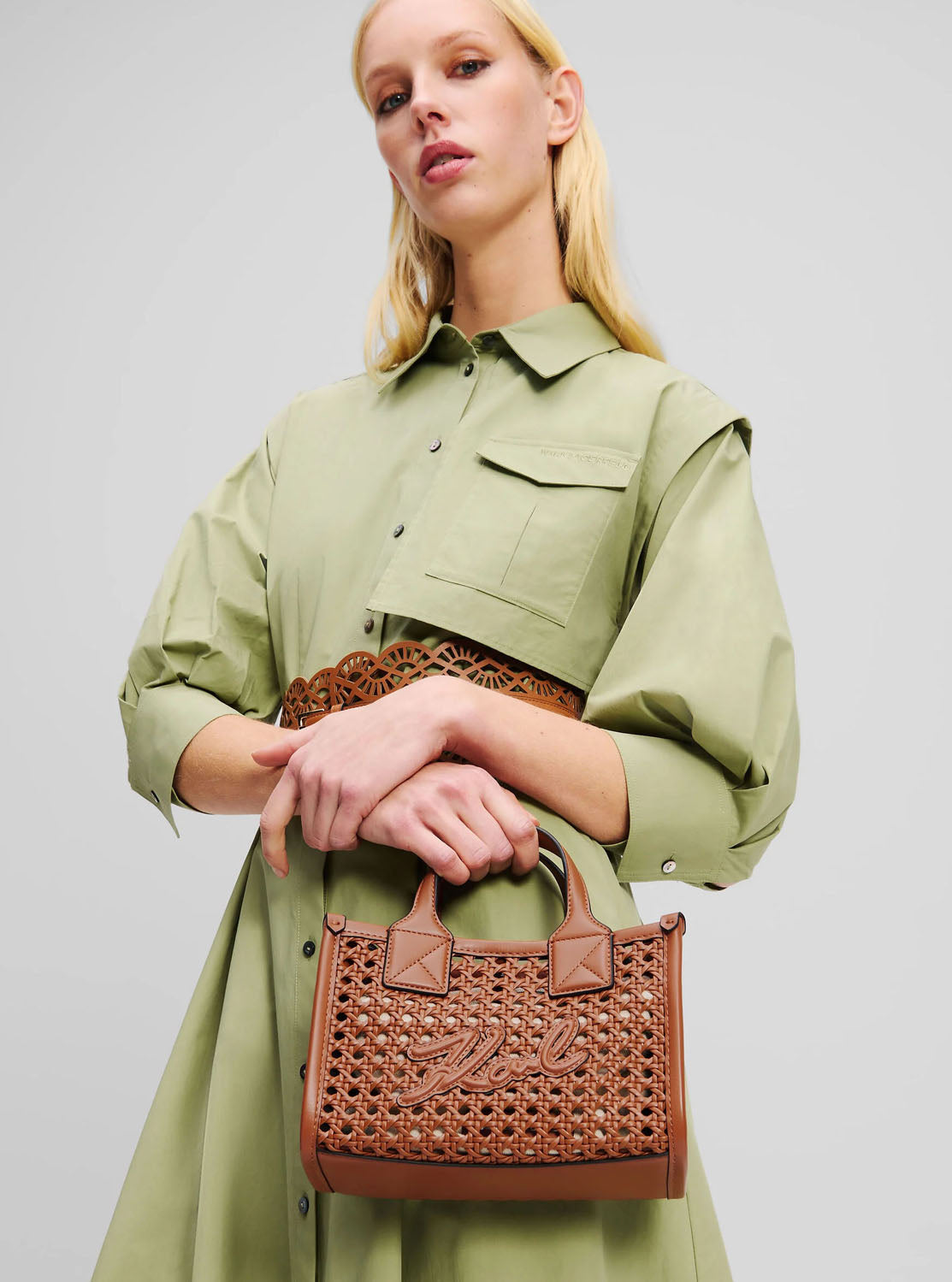 Bolso rejilla cuero