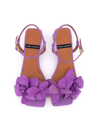 Sandalia tacón flor ante morado