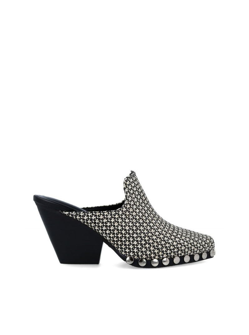 Zueco rafia tachuelas negro