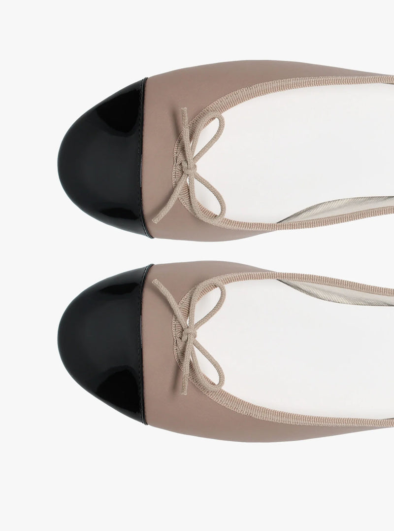 Bailarina "FLORA" piel taupe