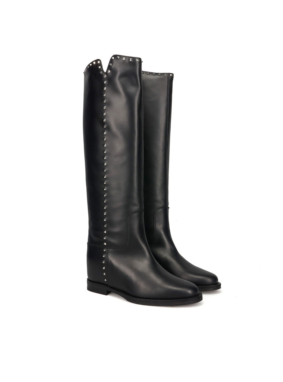 Bota alta tachas cuña interior piel negro