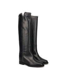 Bota alta tachas cuña interior piel negro