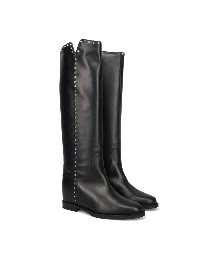 Bota alta tachas cuña interior piel negro