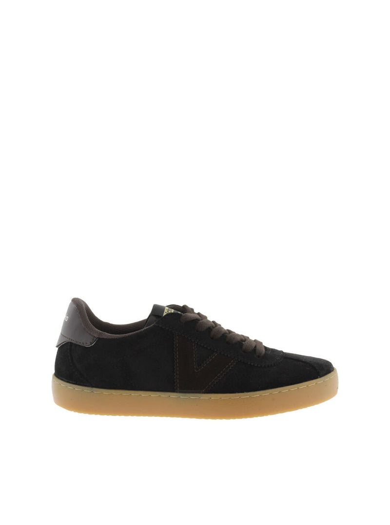 Deportivo retro ante negro