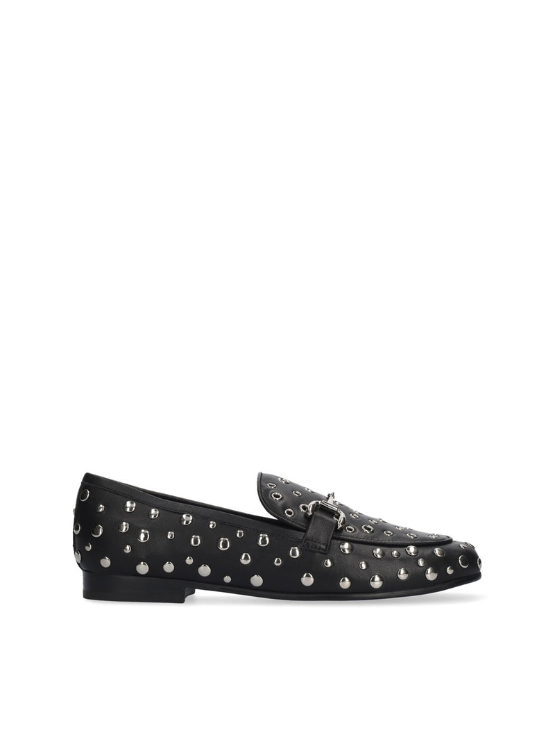 Mocasín tachas piel negro