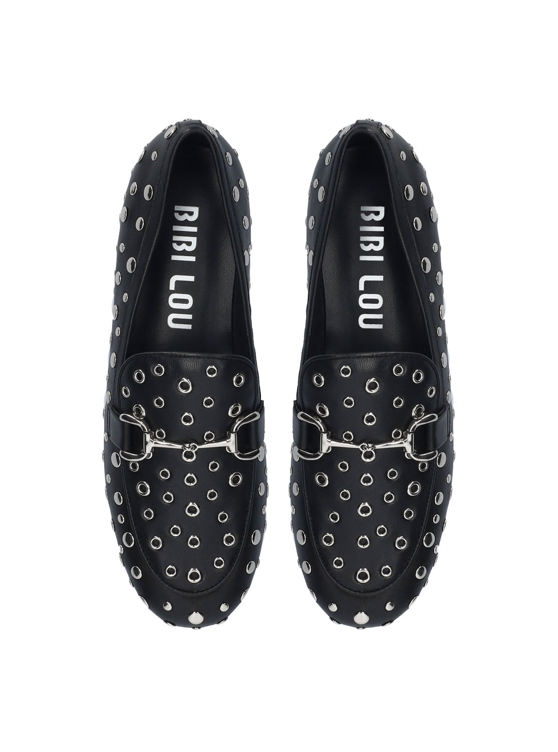 Mocasín tachas piel negro