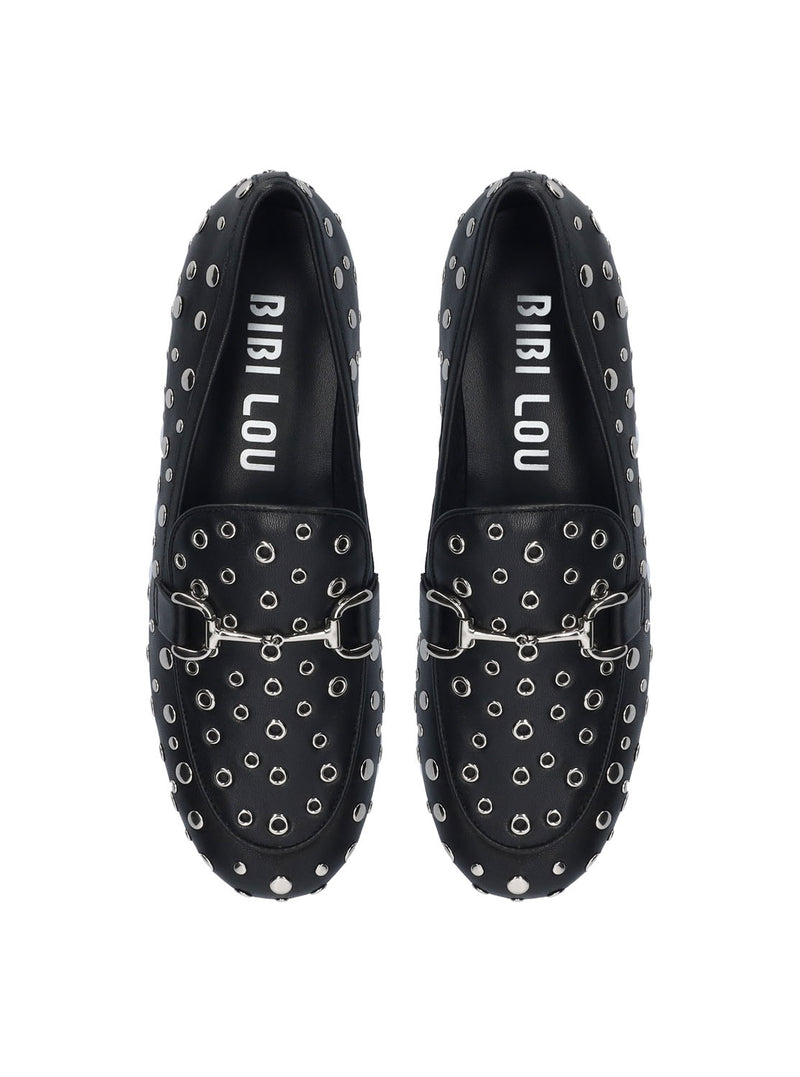 Mocasín tachas piel negro