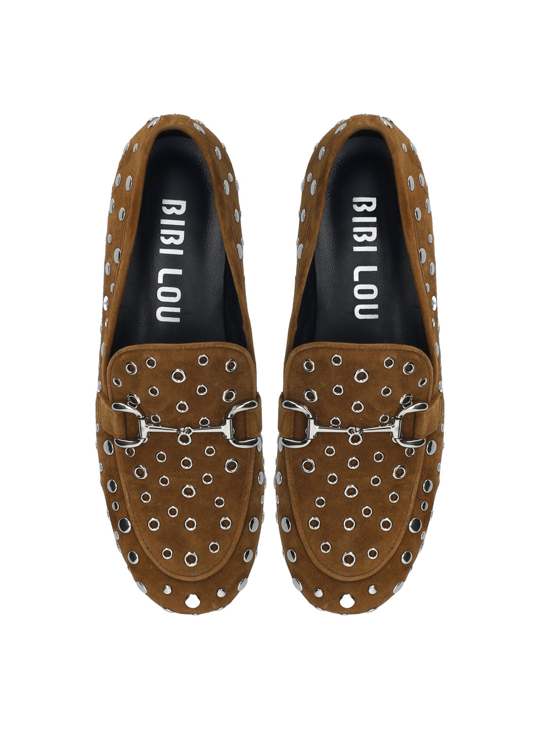 Mocasín tachas ante cuero