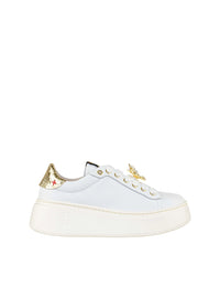 Deportivo charms piel blanco