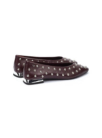 Bailarina basic tachas piel burdeos