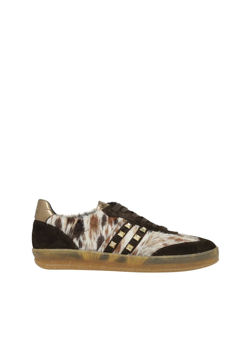 Deportivo combi tachas animal print