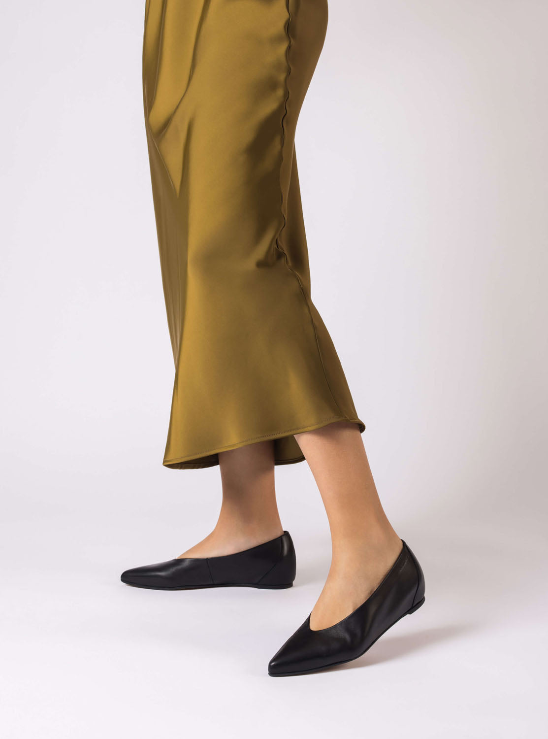 Bailarina cuña piel negro