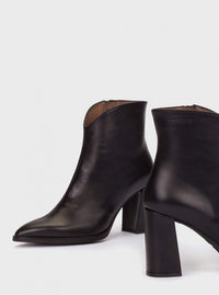 Botín "AURORA" piel negro