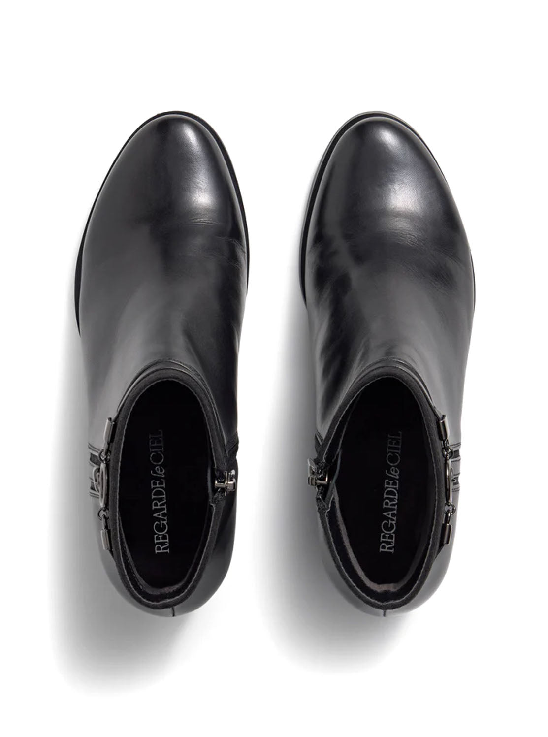 Botín anilla piel negro