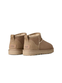 UGG 1116109 SAND-1