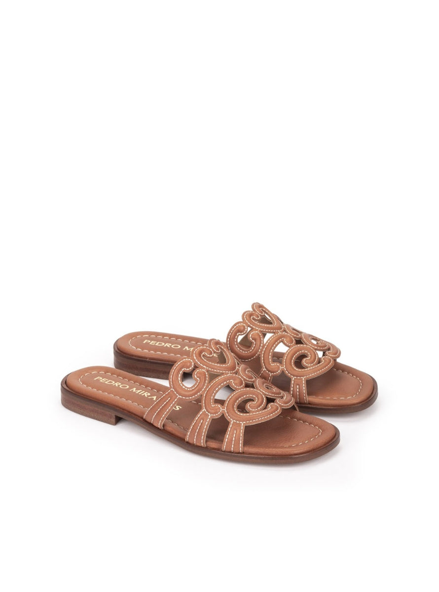 PEDRO 18028 CUERO -1